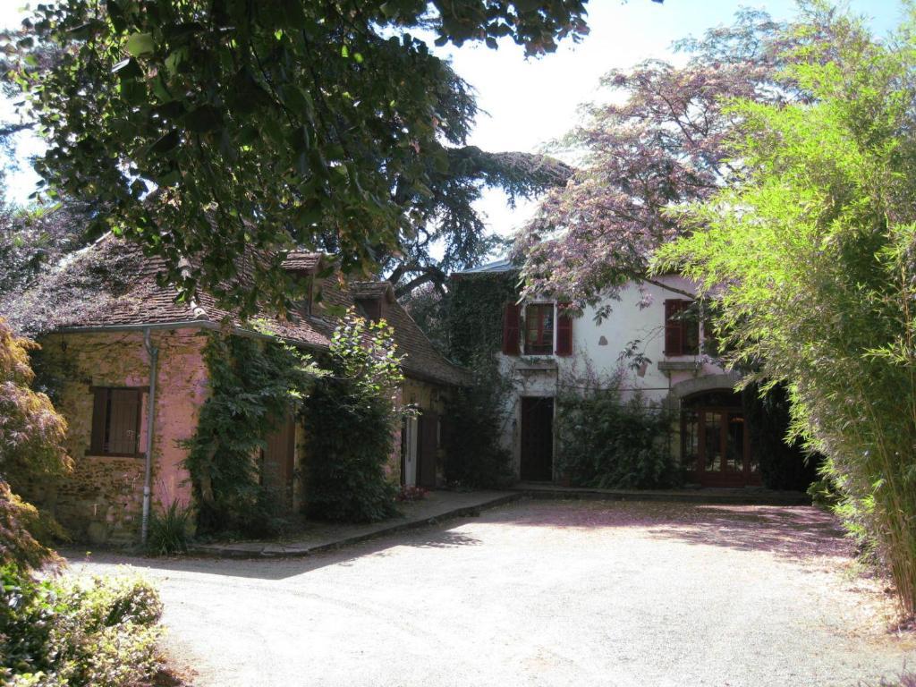 Chambres d'Hôtes Closerie du Guilhat Salies-de-Béarn Exterior foto